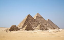 Ancient Egyptian Pyramids Wallpaper