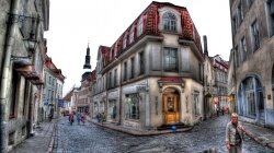 Beautiful Side Streets In Old Part Of The City Hdr Wallpaper
