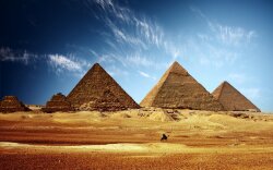 Egyptian Pyramids Wallpaper