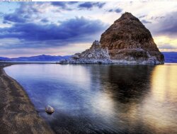 Sunset At Pyramid Lake Nevada Wallpaper