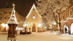 Val Gardena Italy Town Square In Winter Wallpaper #27269