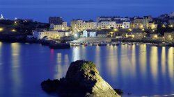 Walles Seaside Town Of Tenby In Wales Wallpaper #11342
